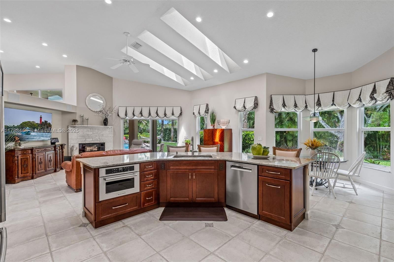 Real estate property located at 10605 Indian Trl, Broward, Indian Pond, Cooper City, FL