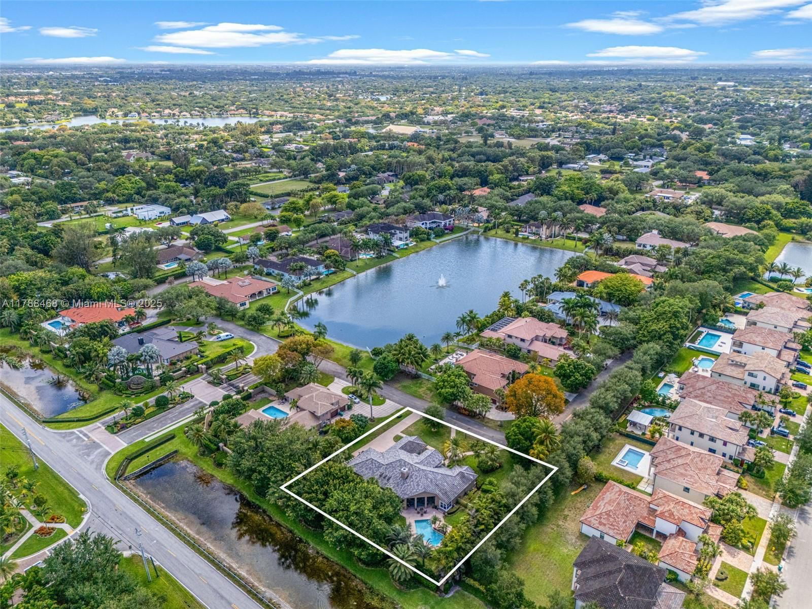 Real estate property located at 10605 Indian Trl, Broward, Indian Pond, Cooper City, FL