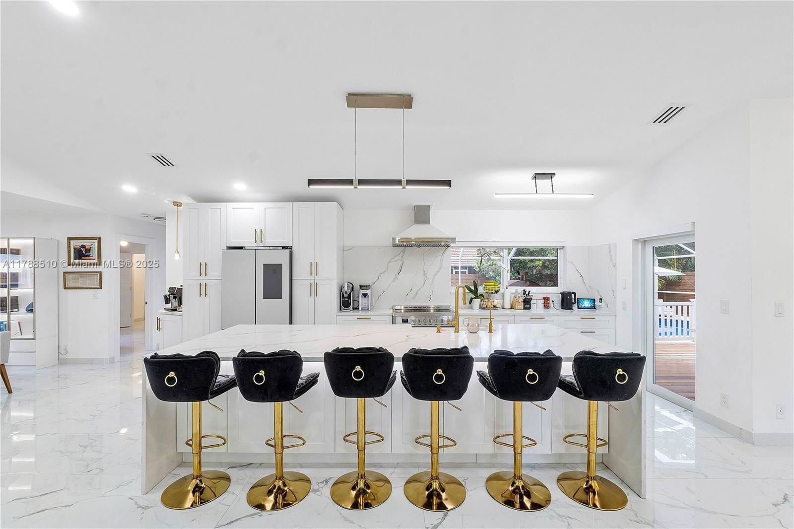 Real estate property located at 5022 45th Ave, Broward, Winston Park, Coconut Creek, FL