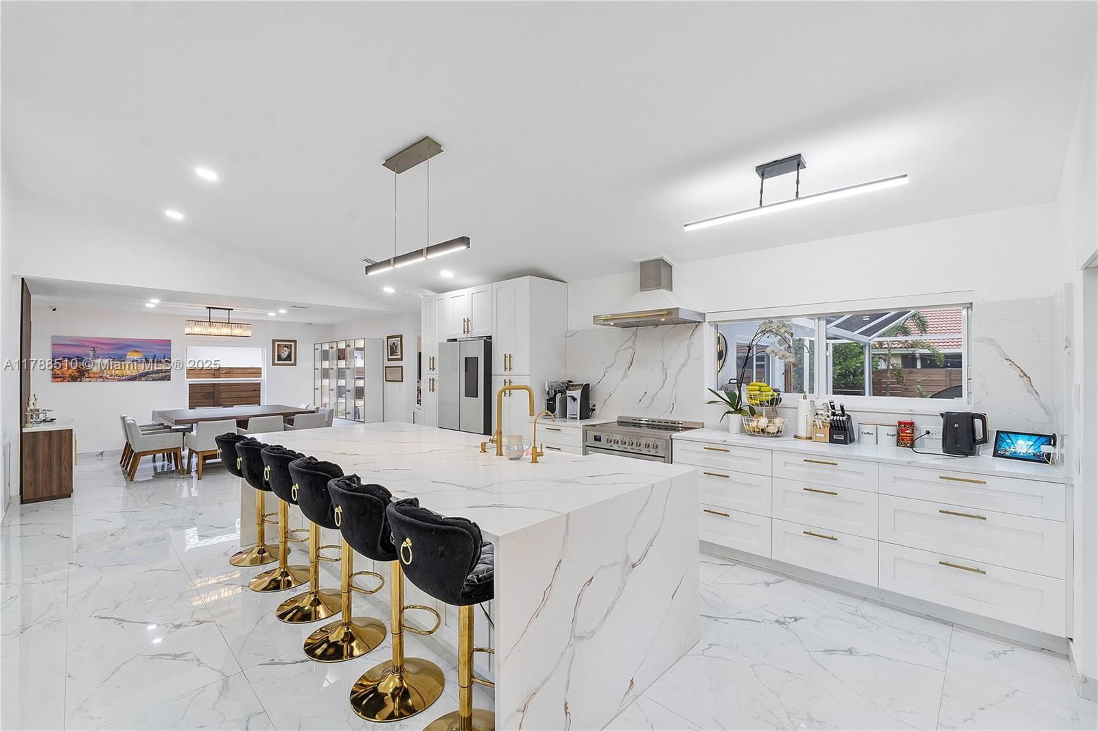 Real estate property located at 5022 45th Ave, Broward, Winston Park, Coconut Creek, FL