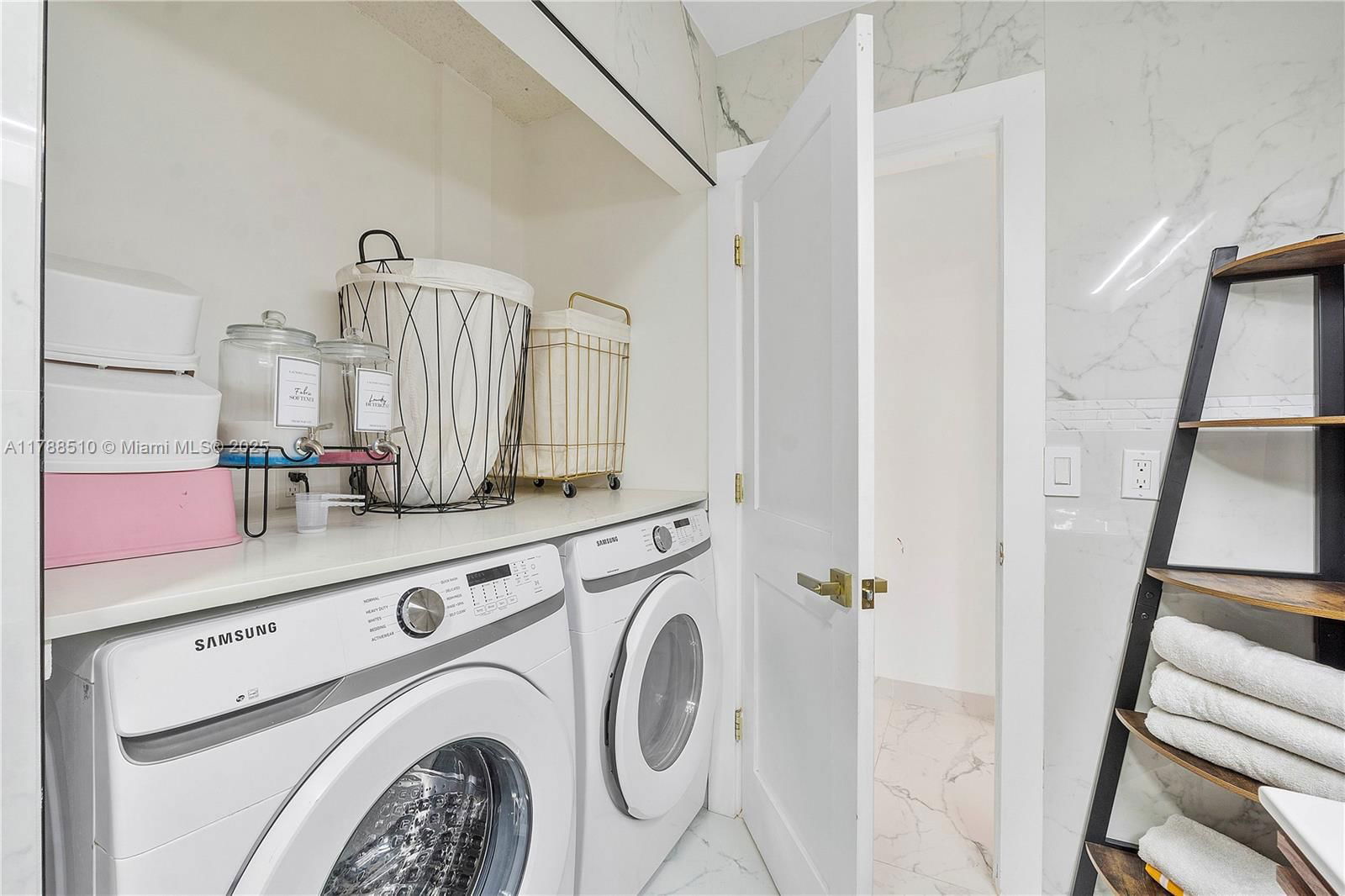 Real estate property located at 5022 45th Ave, Broward, Winston Park, Coconut Creek, FL