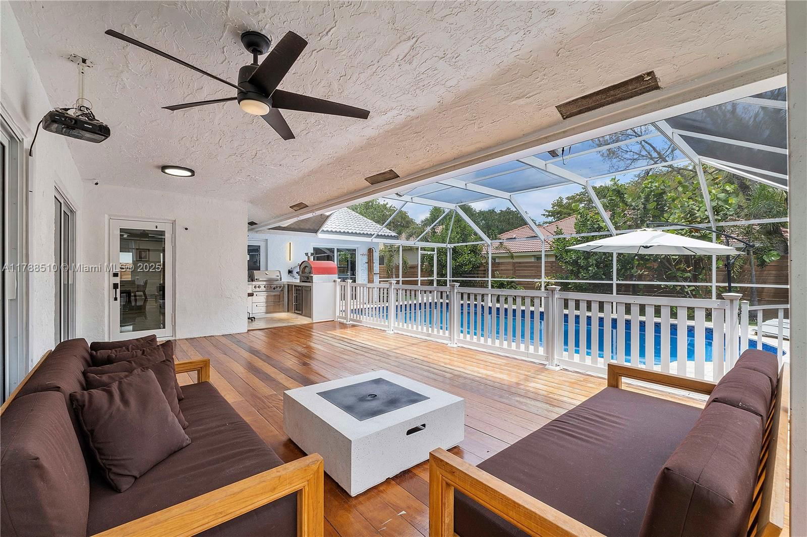 Real estate property located at 5022 45th Ave, Broward, Winston Park, Coconut Creek, FL