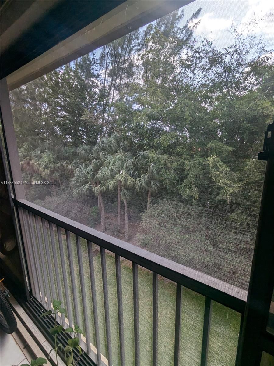 Real estate property located at 800 142nd Ave #401N, Broward, Suffolk At Century Villag, Pembroke Pines, FL