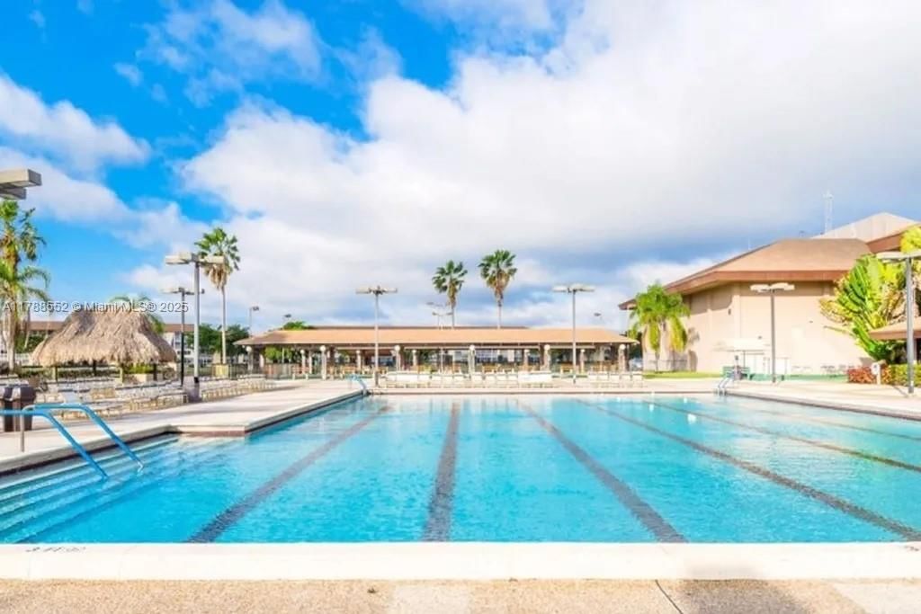 Real estate property located at 800 142nd Ave #401N, Broward, Suffolk At Century Villag, Pembroke Pines, FL