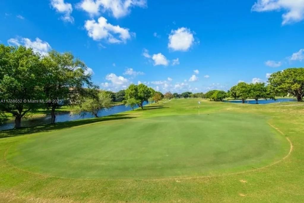 Real estate property located at 800 142nd Ave #401N, Broward, Suffolk At Century Villag, Pembroke Pines, FL