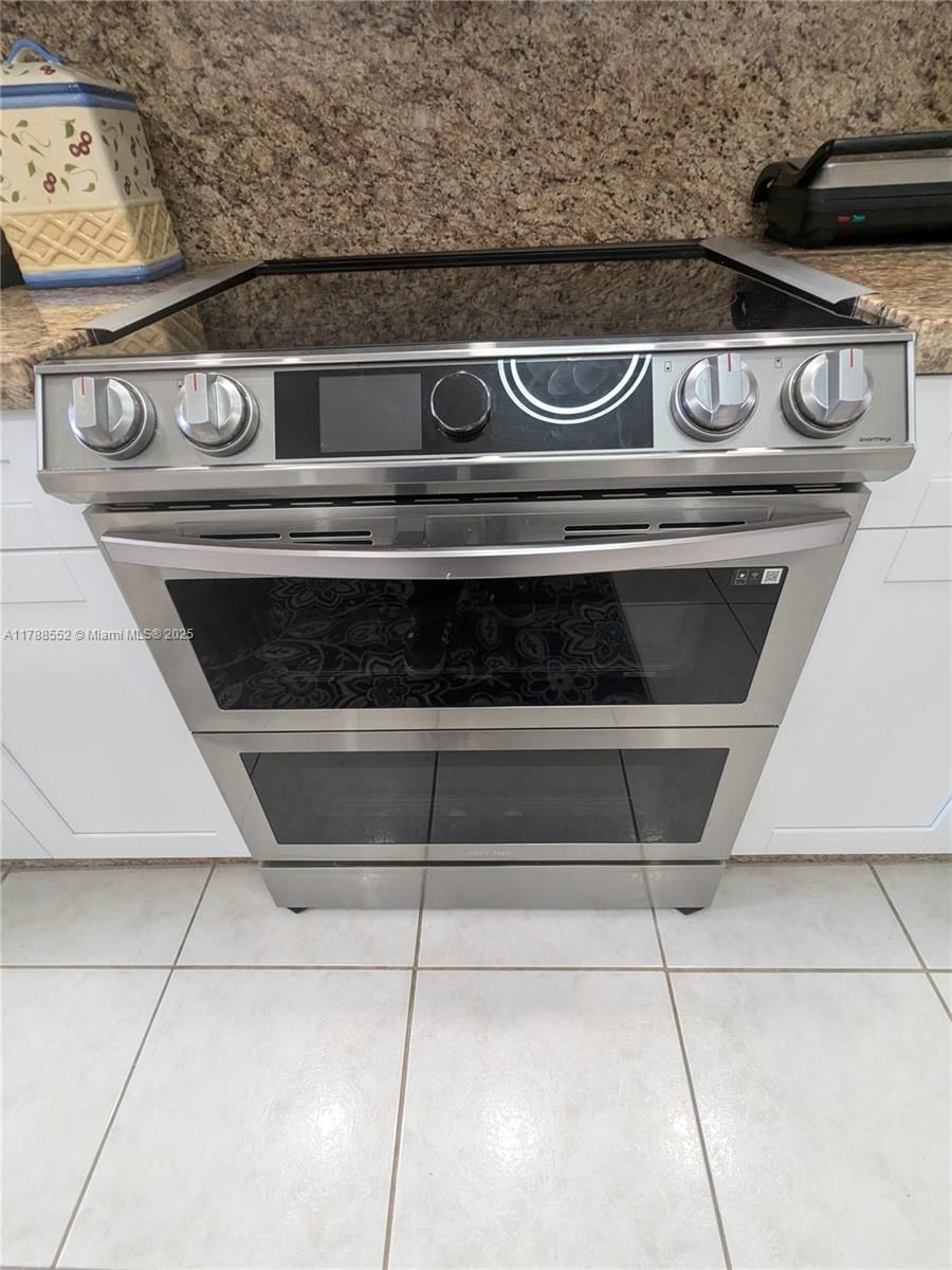 Real estate property located at 800 142nd Ave #401N, Broward, Suffolk At Century Villag, Pembroke Pines, FL