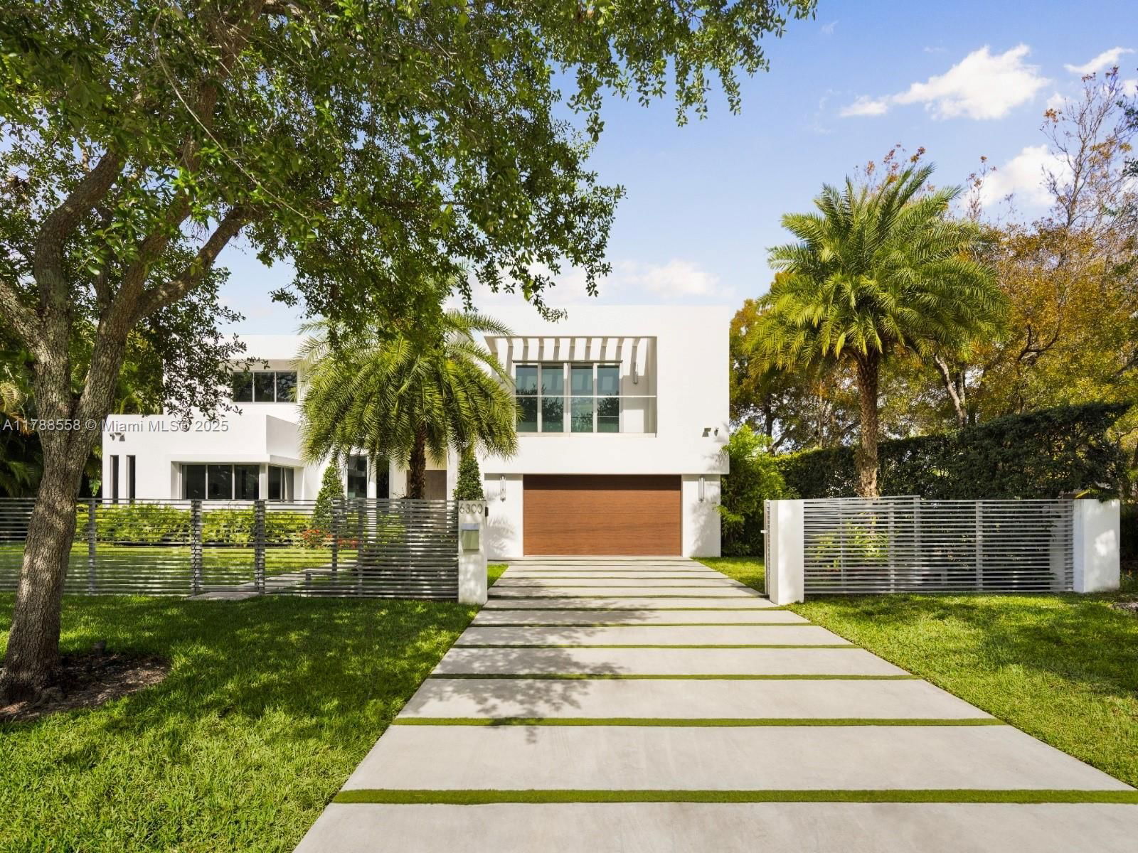 Real estate property located at 6300 Caballero Blvd, Miami-dade, South Brick Condo, Coral Gables, FL