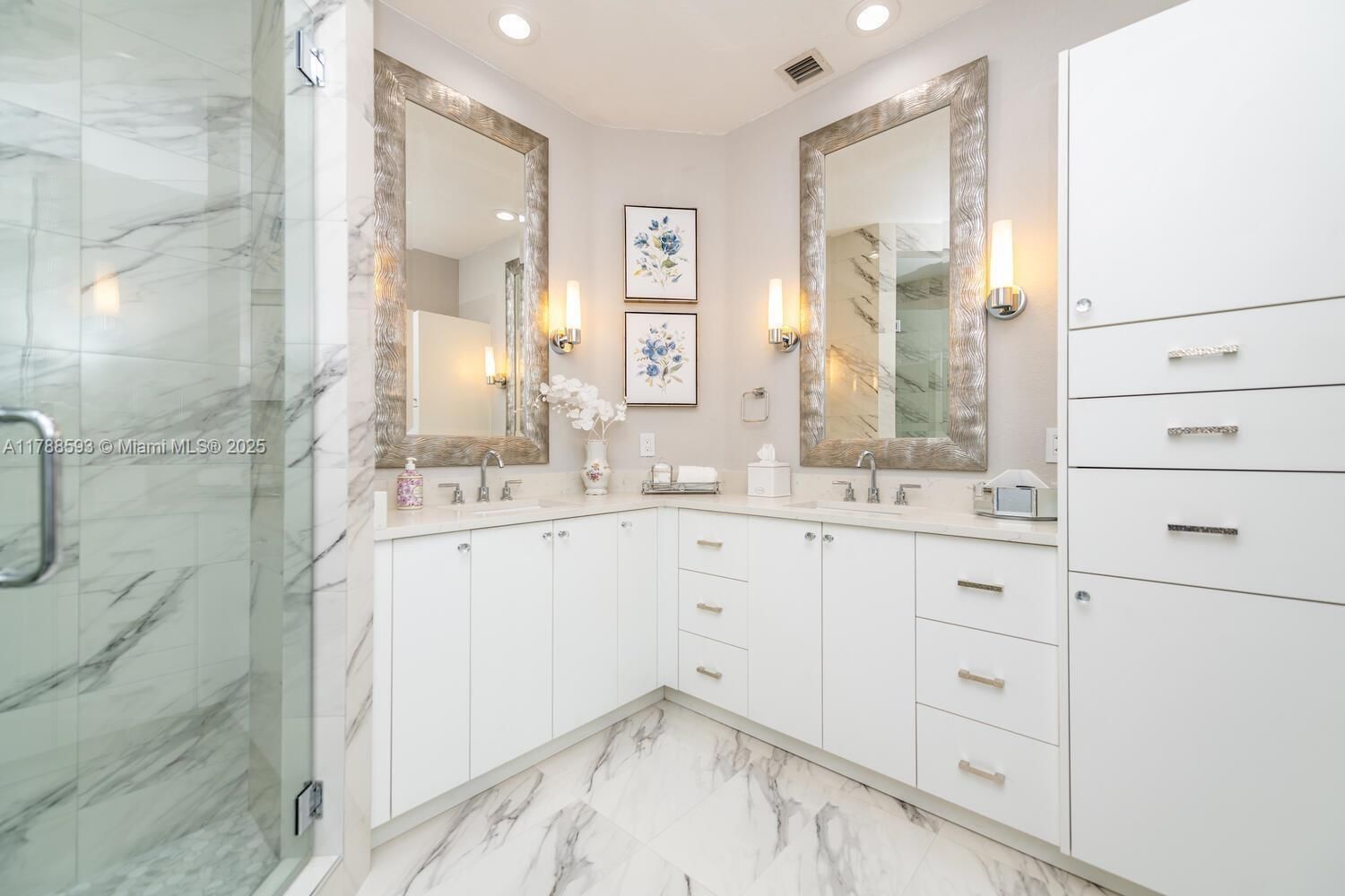 Real estate property located at 5134 Madison Lakes Cir W, Broward, Madison Lakes, Davie, FL