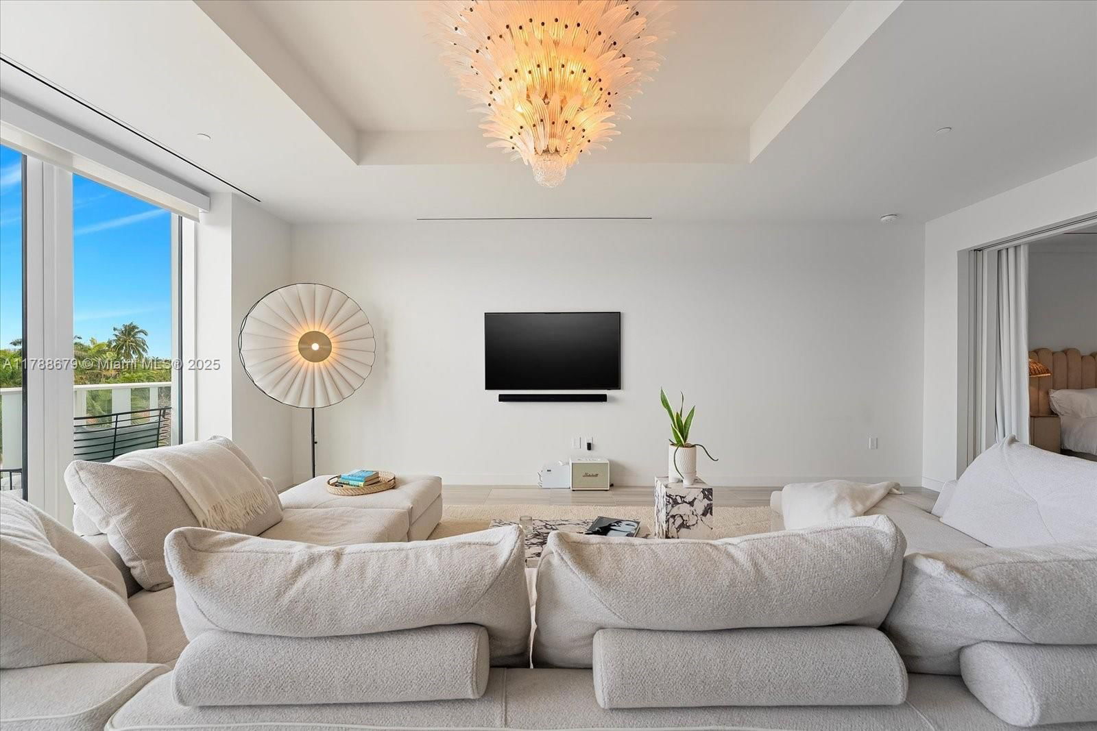 Real estate property located at 4701 Meridian Ave #316, Miami-dade, 4701 North Meridian Condo, Miami Beach, FL