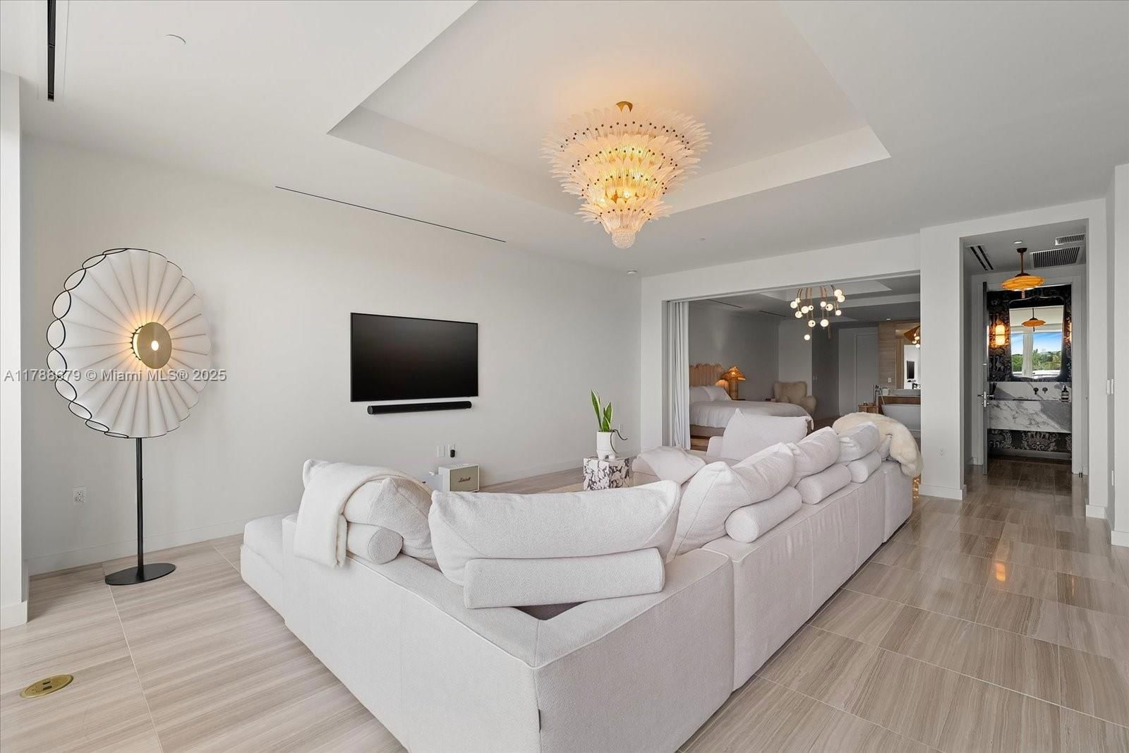 Real estate property located at 4701 Meridian Ave #316, Miami-dade, 4701 North Meridian Condo, Miami Beach, FL