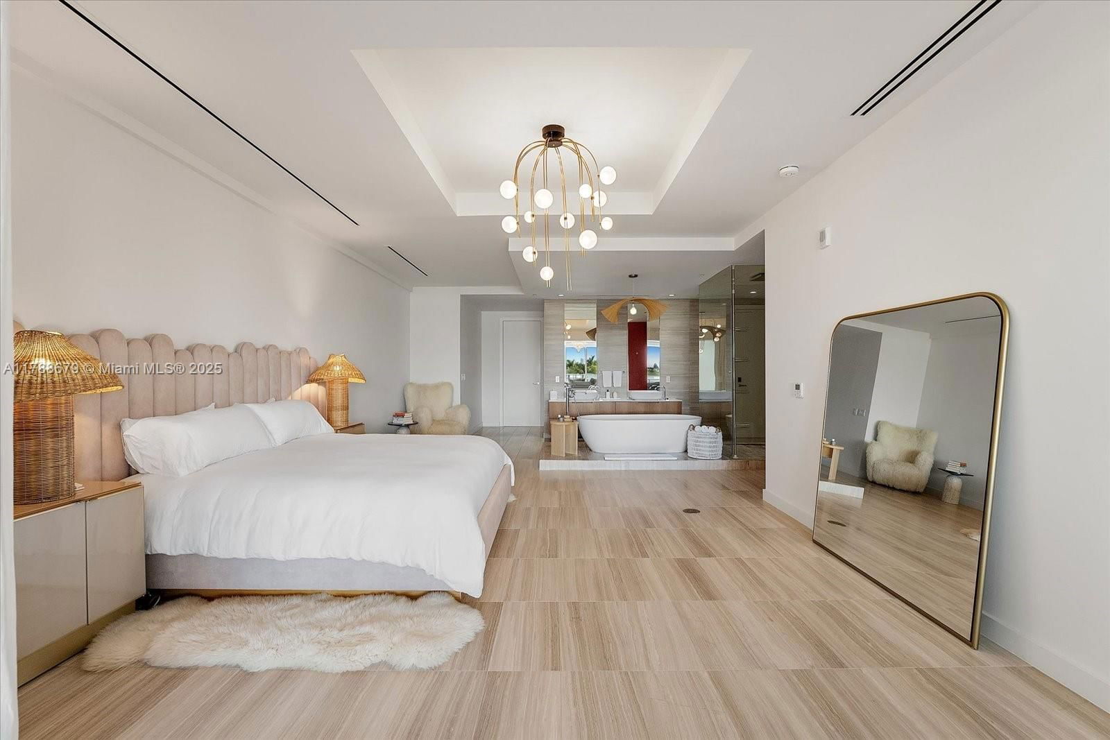 Real estate property located at 4701 Meridian Ave #316, Miami-dade, 4701 North Meridian Condo, Miami Beach, FL