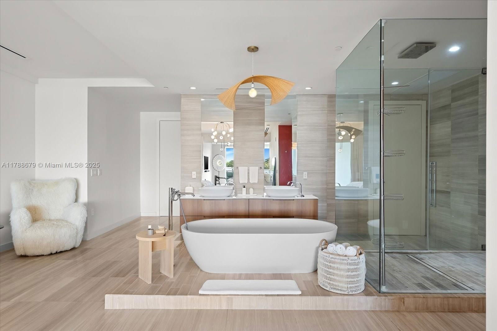 Real estate property located at 4701 Meridian Ave #316, Miami-dade, 4701 North Meridian Condo, Miami Beach, FL