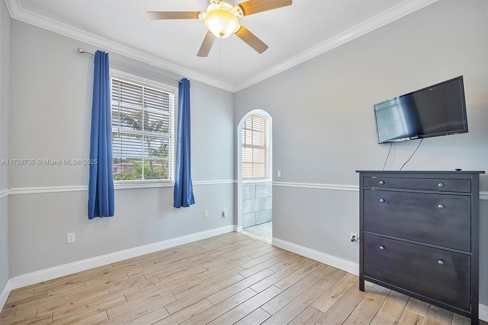 Real estate property located at 2131 40th Rd, Miami-dade, Floridian Bay Estates, Homestead, FL
