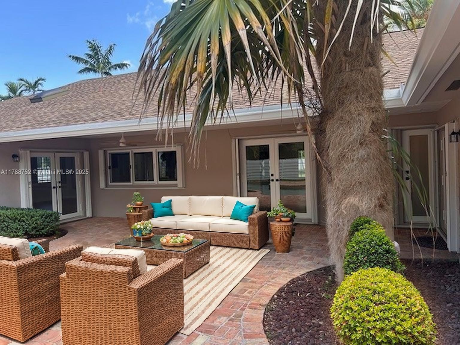 Real estate property located at 15242 147th Ter, Miami-dade, Country Walk Sec 6, Miami, FL
