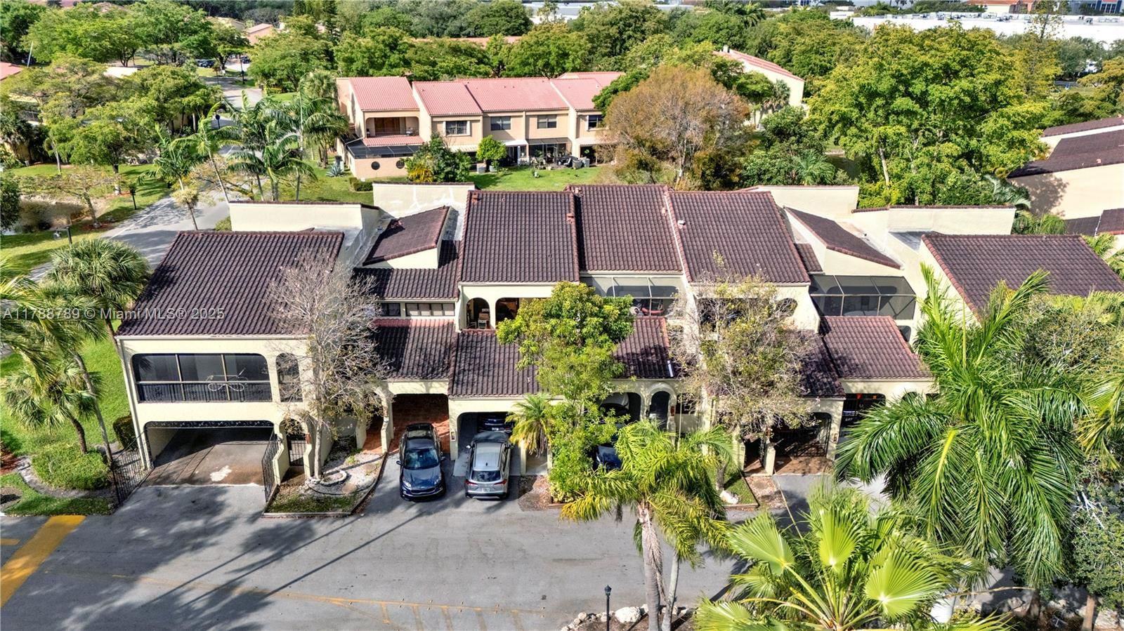 Real estate property located at 3904 Estepona Ave #8D2, Miami-dade, Costa Del Sol Condo No 1, Doral, FL