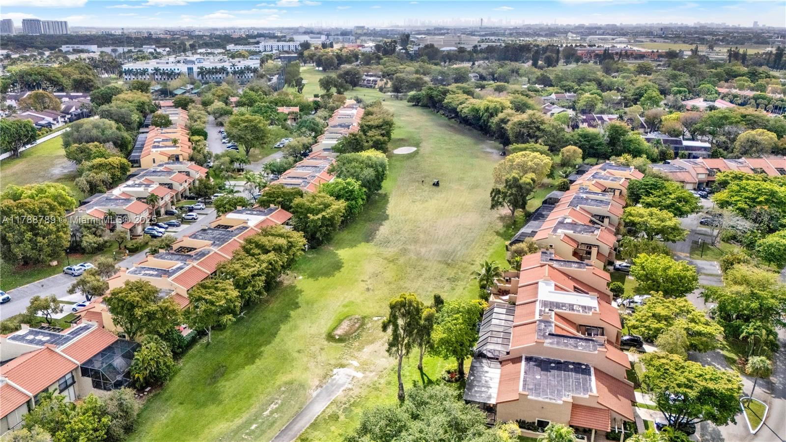 Real estate property located at 3904 Estepona Ave #8D2, Miami-dade, Costa Del Sol Condo No 1, Doral, FL