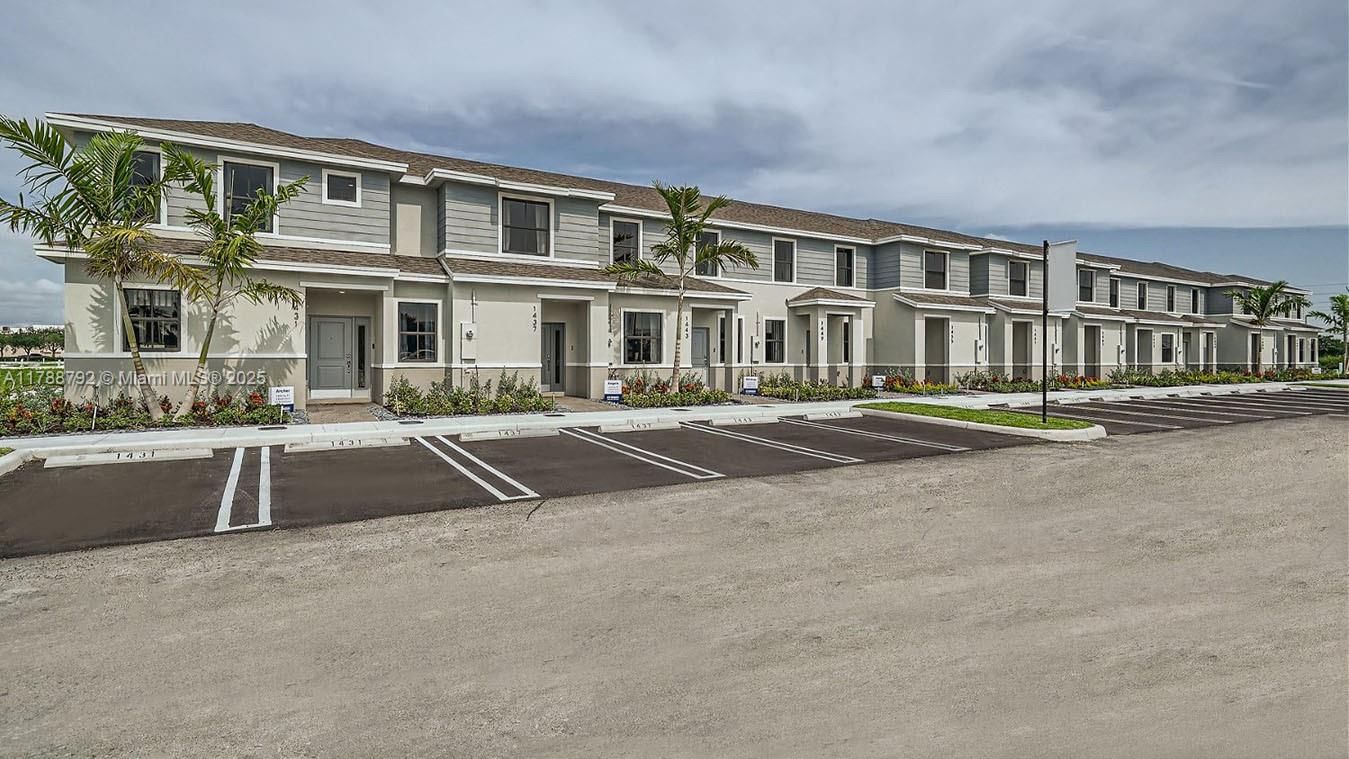 Real estate property located at 1424 3rd Avenue, Miami-dade, Palm Cay, Florida City, FL