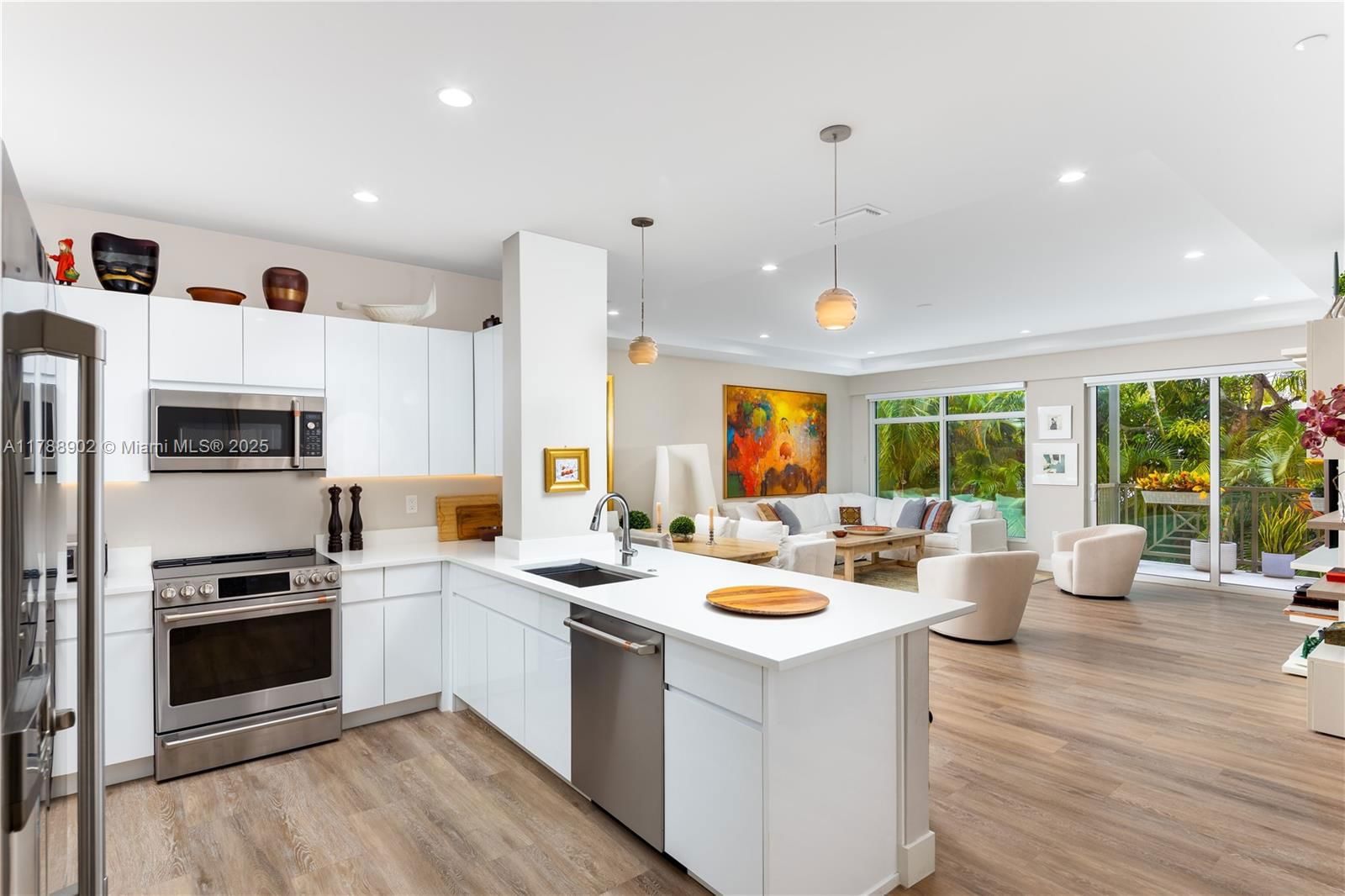 Real estate property located at 41 Seminole St #208, Martin, Sailfish Cove Condominium, Stuart, FL