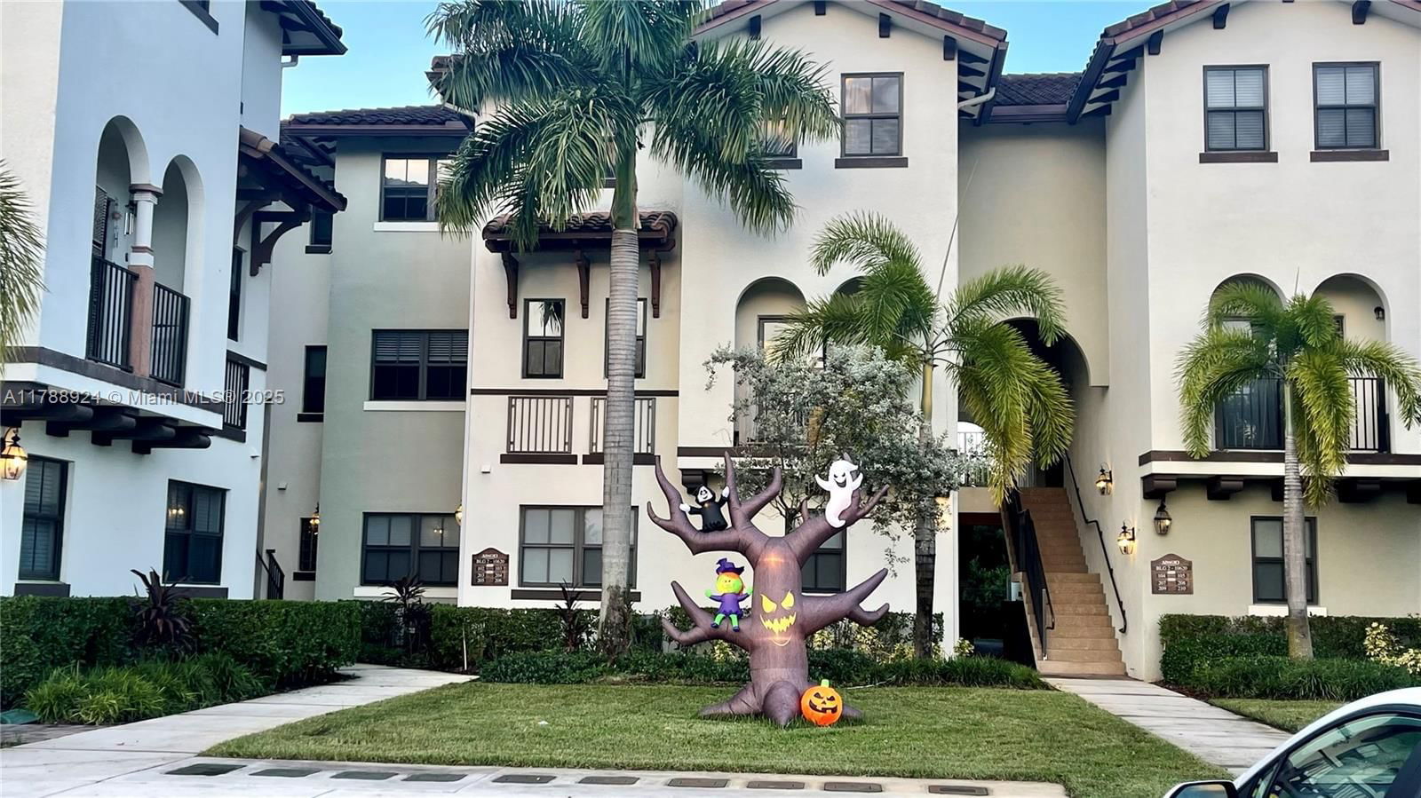 Real estate property located at 10620 88th St #205, Miami-dade, Adagio At Central Park Co, Doral, FL