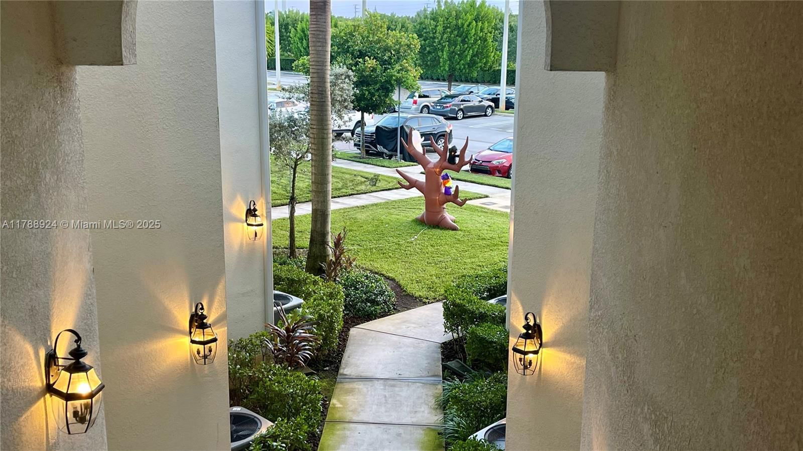Real estate property located at 10620 88th St #205, Miami-dade, Adagio At Central Park Co, Doral, FL