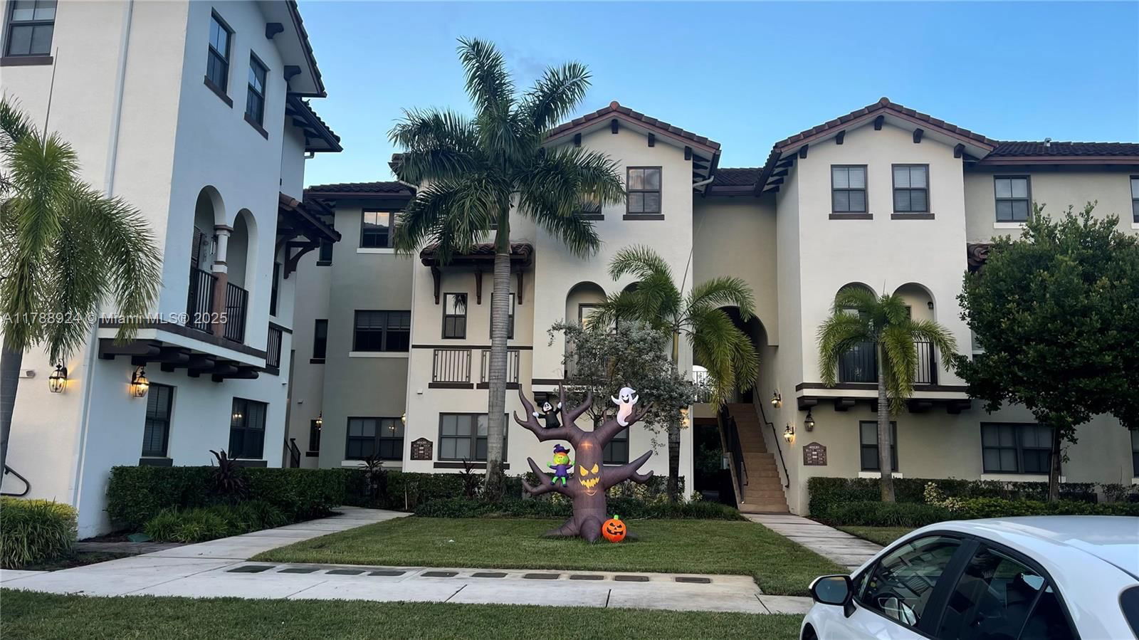 Real estate property located at 10620 88th St #205, Miami-dade, Adagio At Central Park Co, Doral, FL