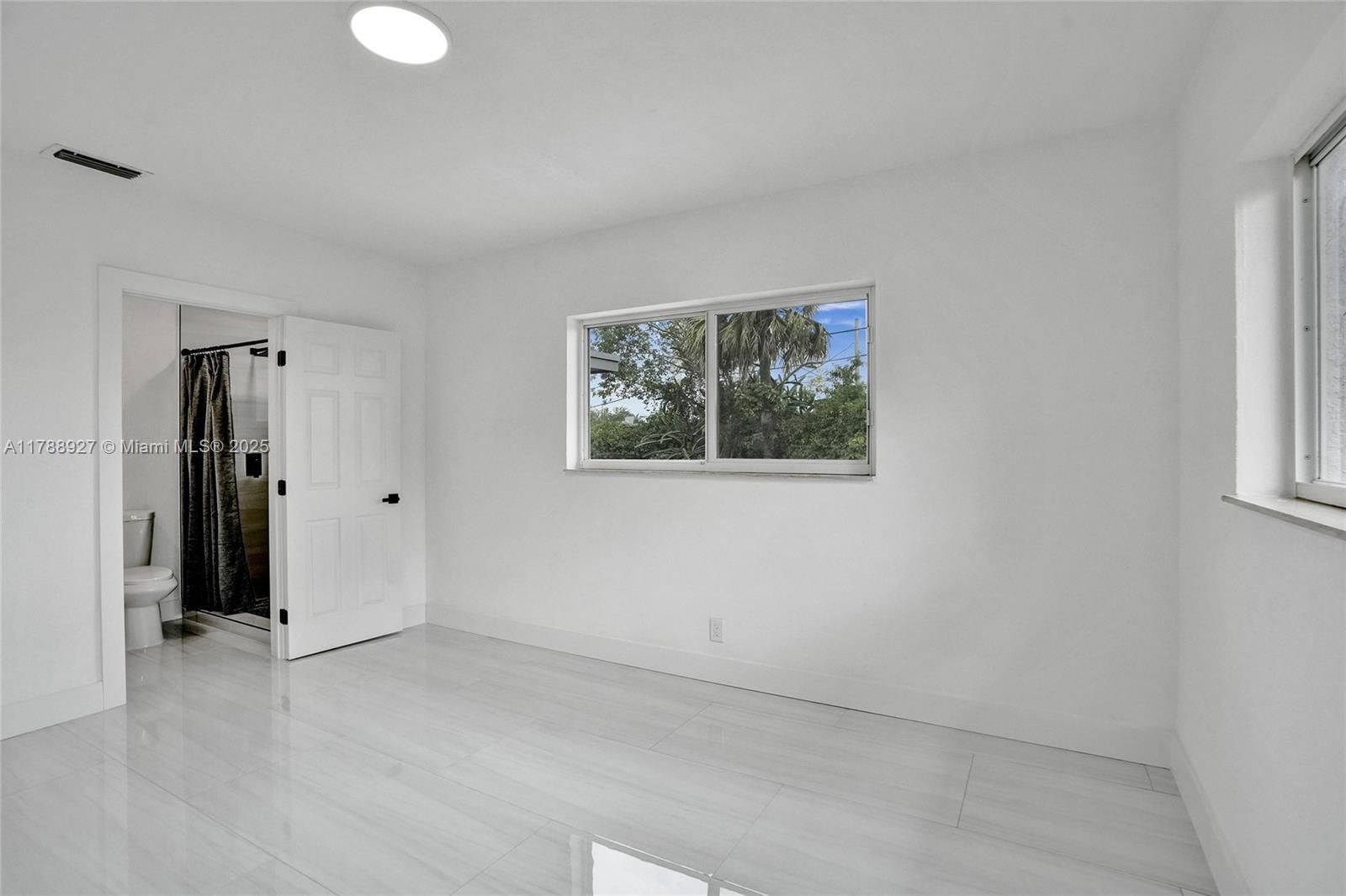 Real estate property located at 31 Florida Ave, Broward, Melrose Park Sect 1, Fort Lauderdale, FL