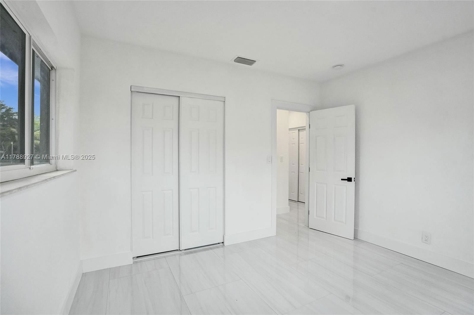 Real estate property located at 31 Florida Ave, Broward, Melrose Park Sect 1, Fort Lauderdale, FL