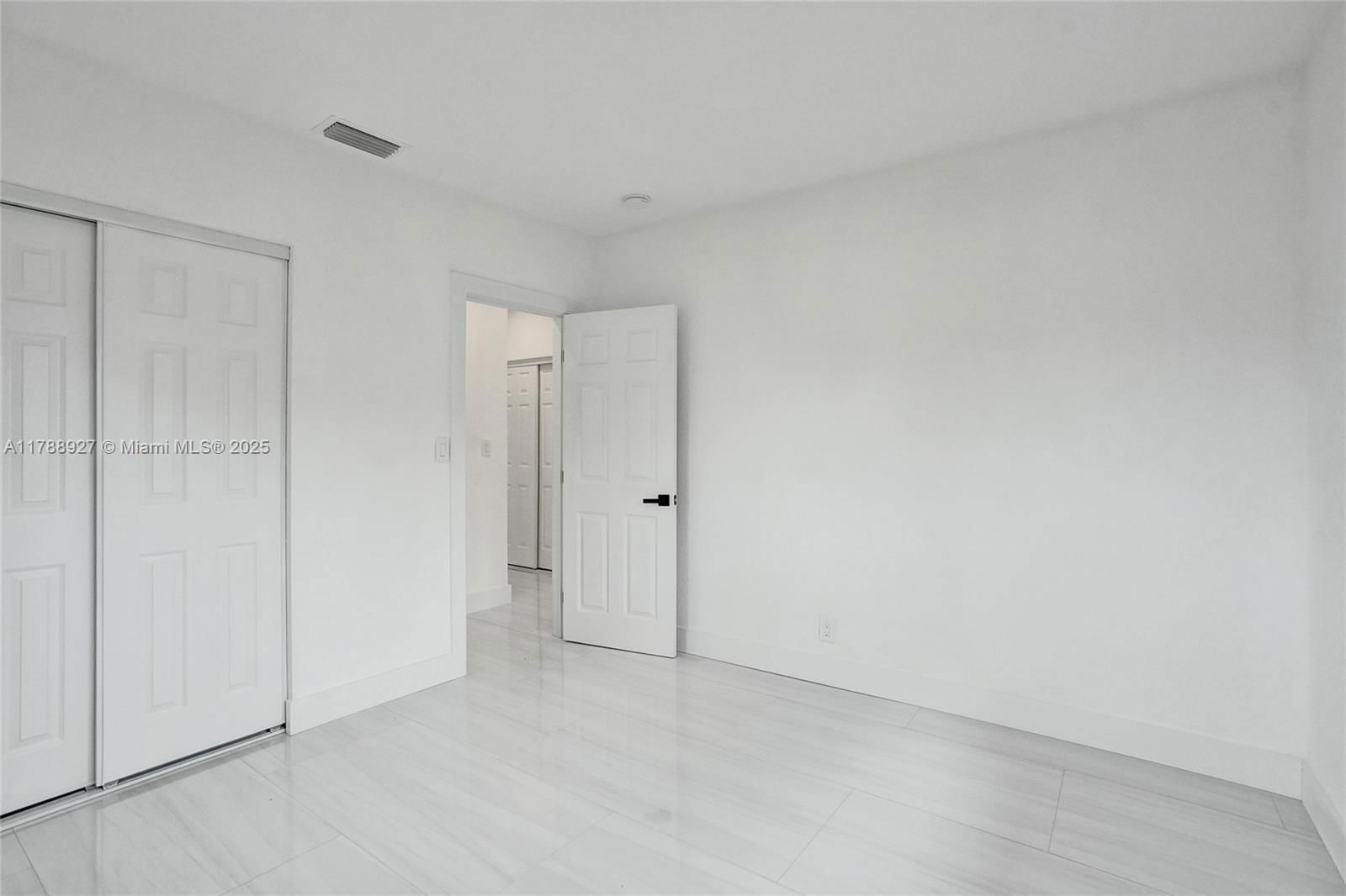 Real estate property located at 31 Florida Ave, Broward, Melrose Park Sect 1, Fort Lauderdale, FL