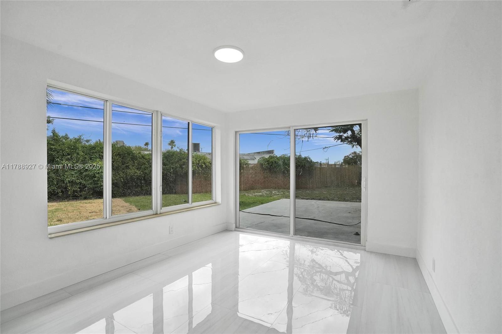 Real estate property located at 31 Florida Ave, Broward, Melrose Park Sect 1, Fort Lauderdale, FL