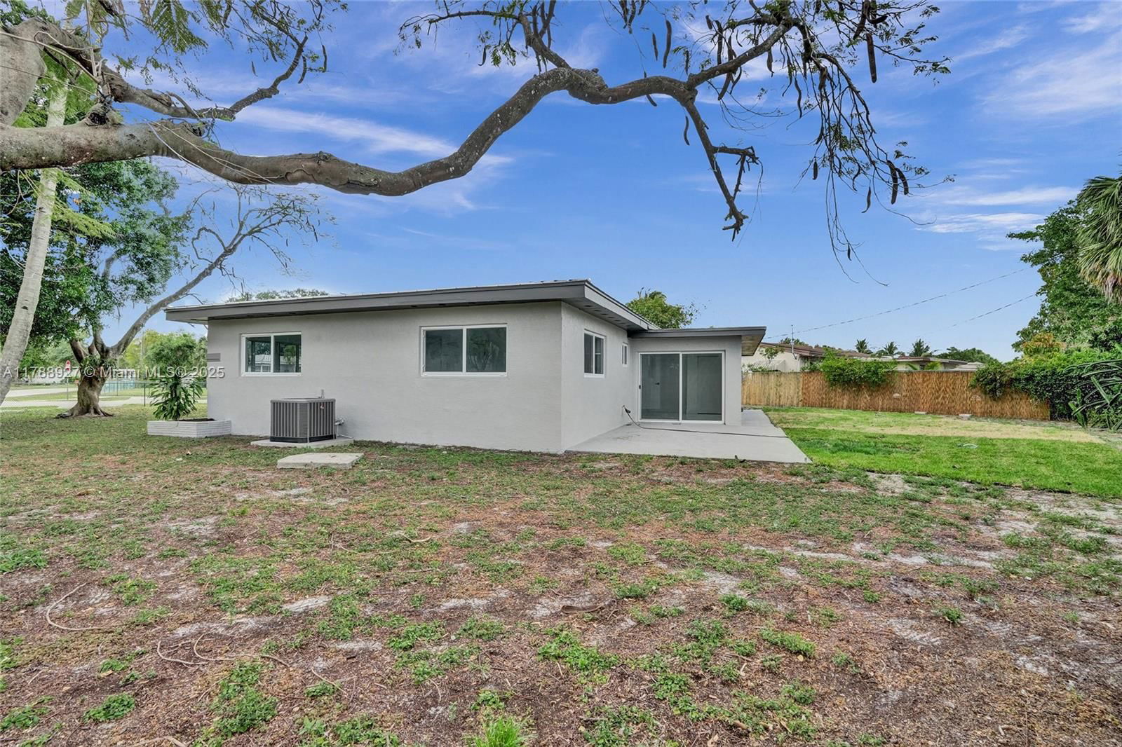 Real estate property located at 31 Florida Ave, Broward, Melrose Park Sect 1, Fort Lauderdale, FL