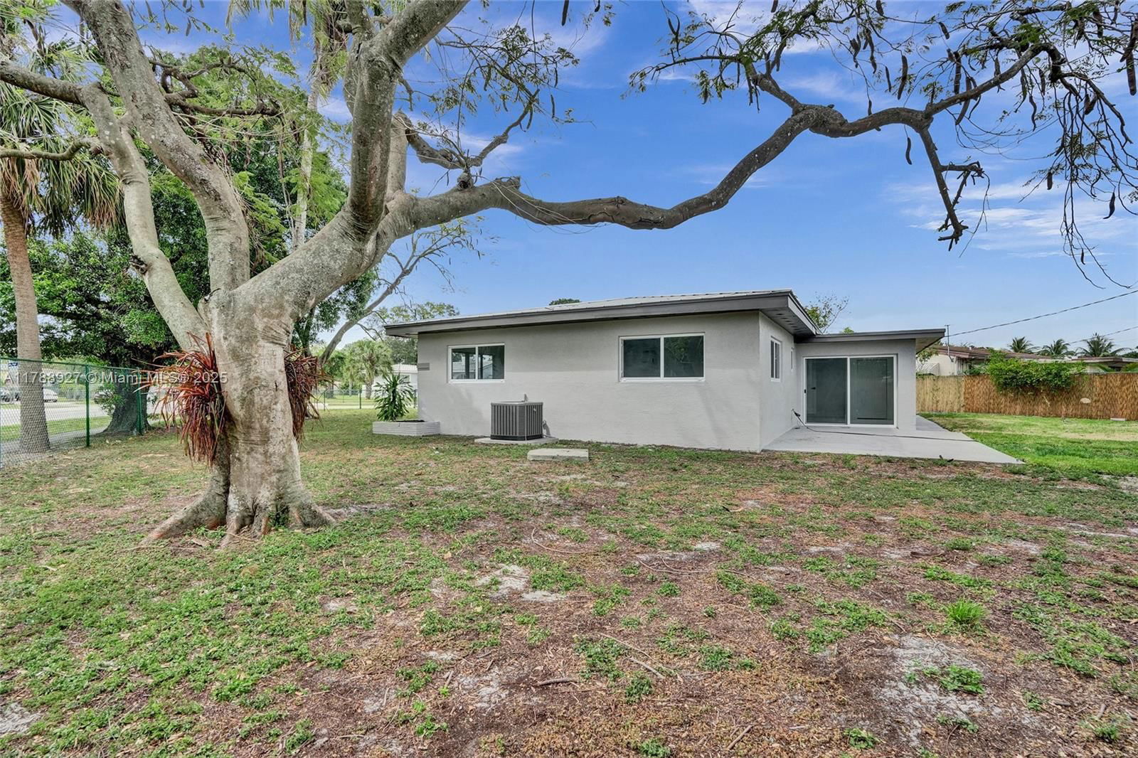 Real estate property located at 31 Florida Ave, Broward, Melrose Park Sect 1, Fort Lauderdale, FL