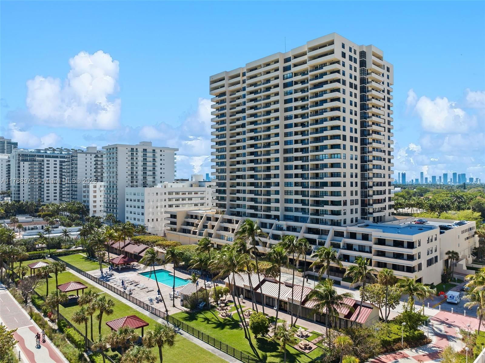 Real estate property located at 2555 Collins Ave #805, Miami-dade, Club Atlantis Condo, Miami Beach, FL