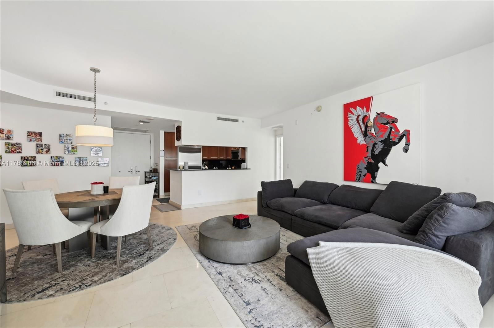 Real estate property located at 901 Brickell Key Blvd #1009, Miami-dade, Carbonell Condo, Miami, FL