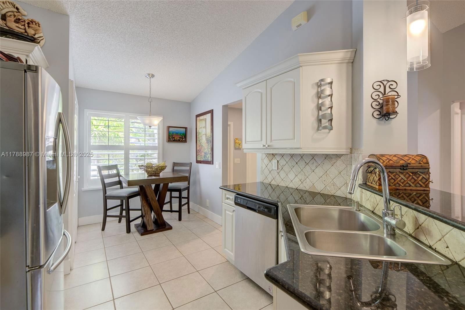Real estate property located at 2086 Borealis Way, Broward, Sector 2- Parcels 21b 22, Weston, FL