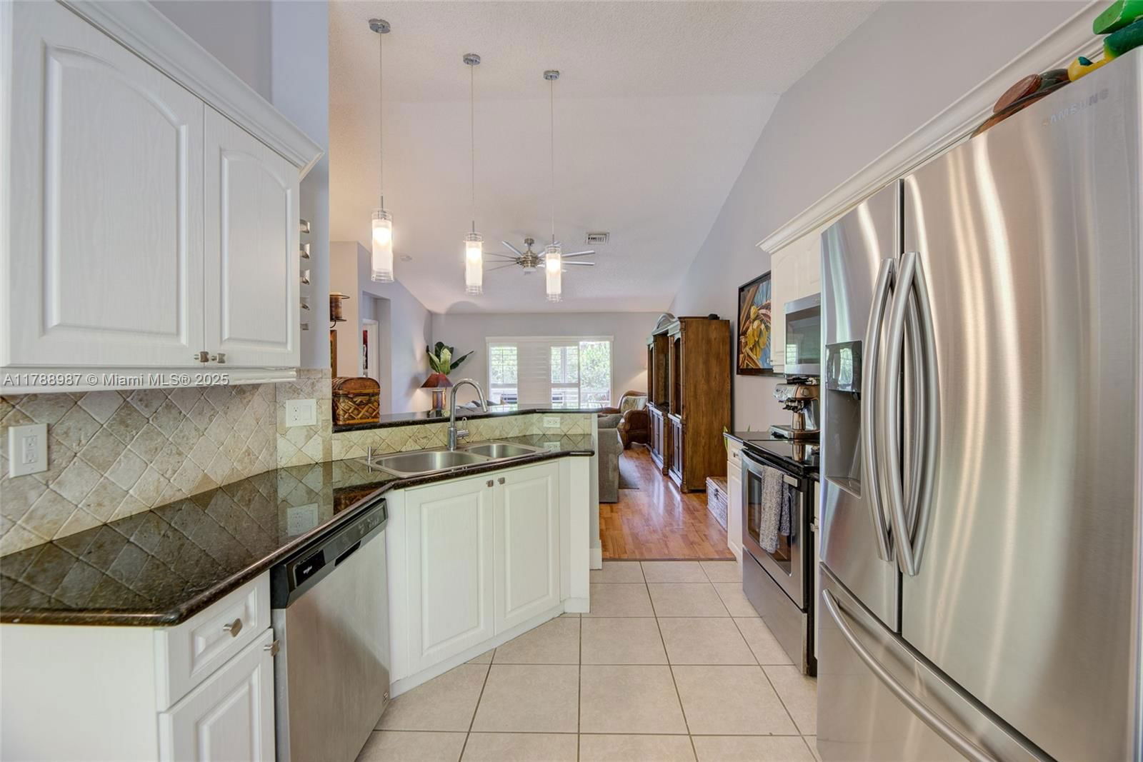 Real estate property located at 2086 Borealis Way, Broward, Sector 2- Parcels 21b 22, Weston, FL