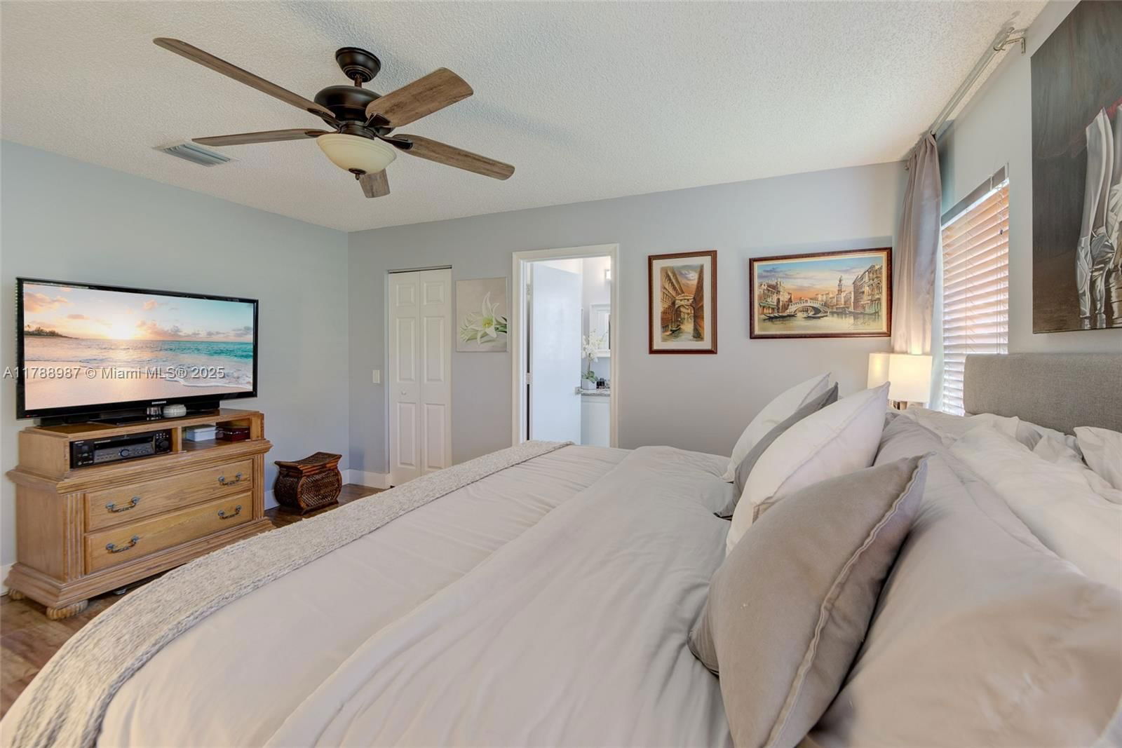 Real estate property located at 2086 Borealis Way, Broward, Sector 2- Parcels 21b 22, Weston, FL