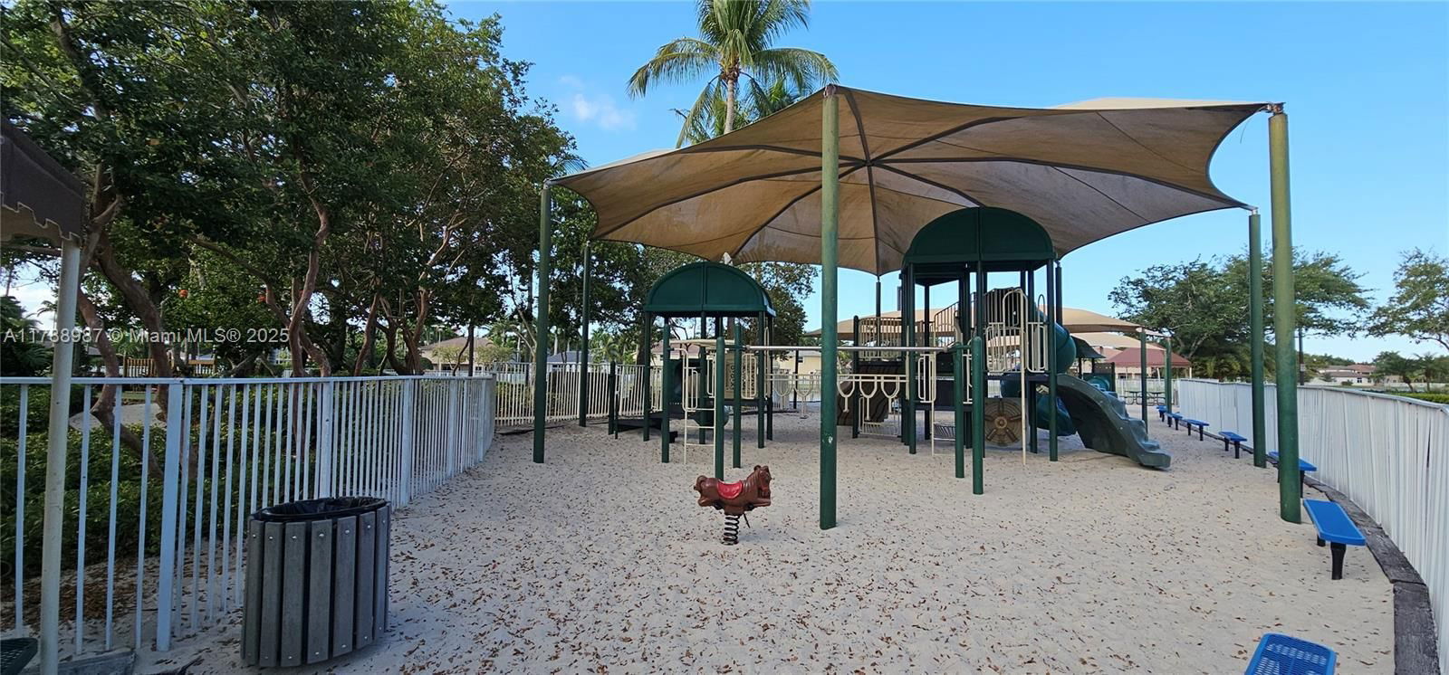 Real estate property located at 2086 Borealis Way, Broward, Sector 2- Parcels 21b 22, Weston, FL