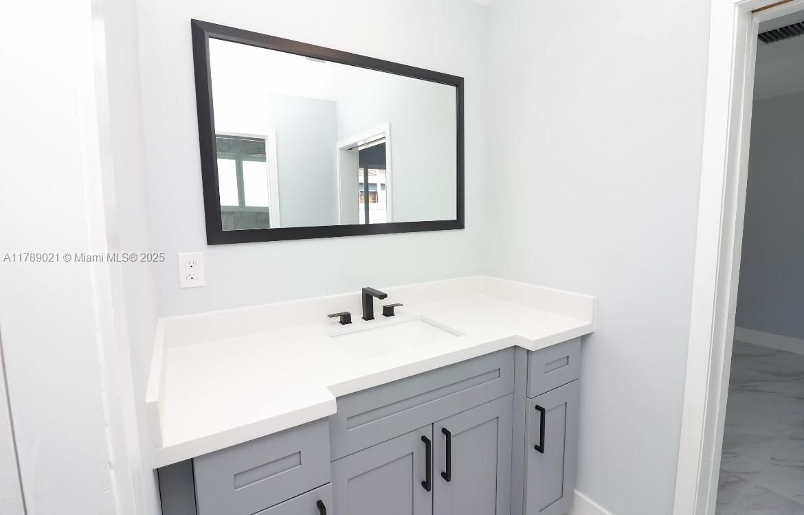 Real estate property located at 495 NW 129th St, Miami-dade, Overbrook Shores No 3, North Miami, FL