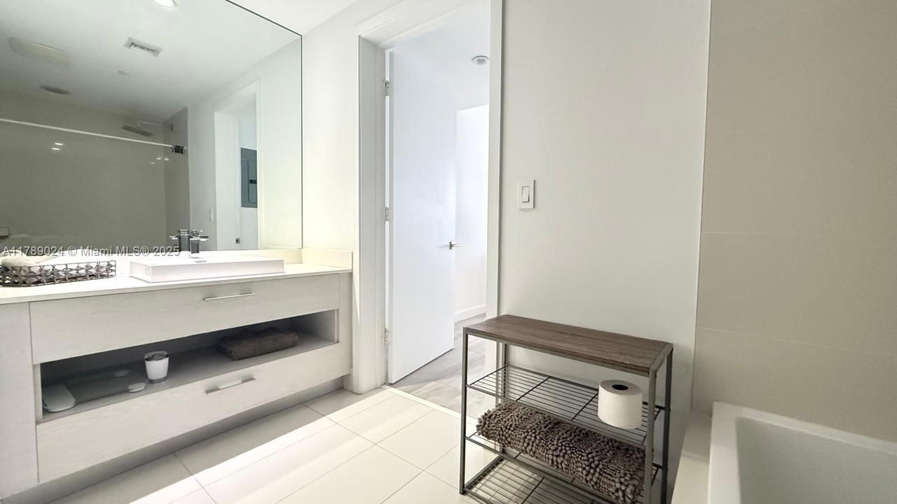 Real estate property located at 55 9th St #2509, Miami-dade, Brickell Heights West Con, Miami, FL