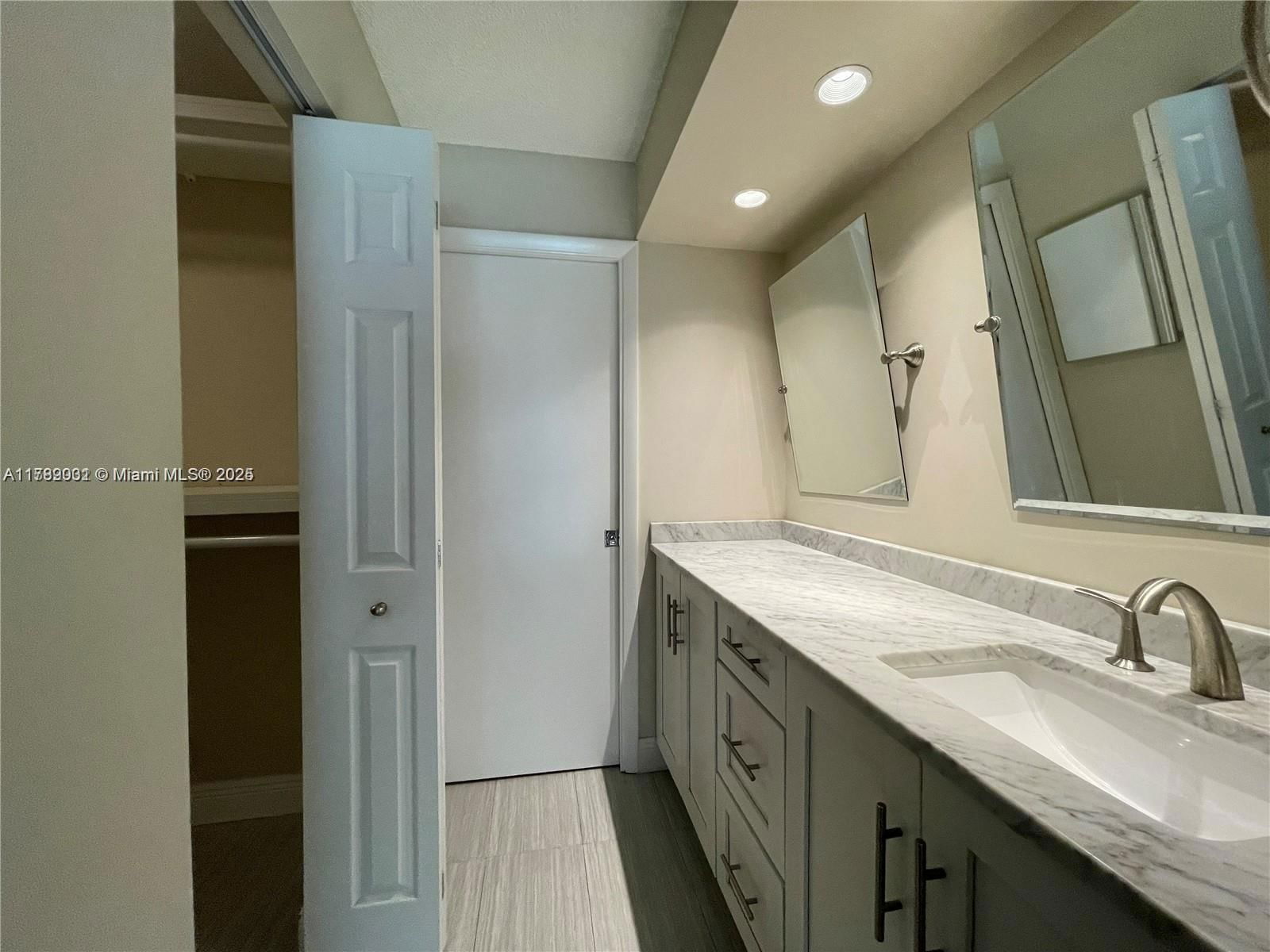 Real estate property located at 5121 Oak Hill Ln #426, Palm Beach, Boca Delray I-iii Condo S, Delray Beach, FL