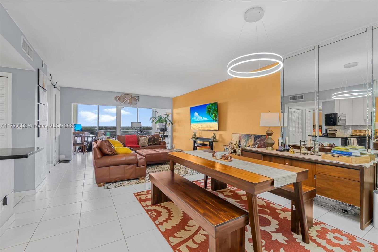 Real estate property located at 4400 Hillcrest Dr #912B, Broward, Hillcrest No 21 Condo, Hollywood, FL