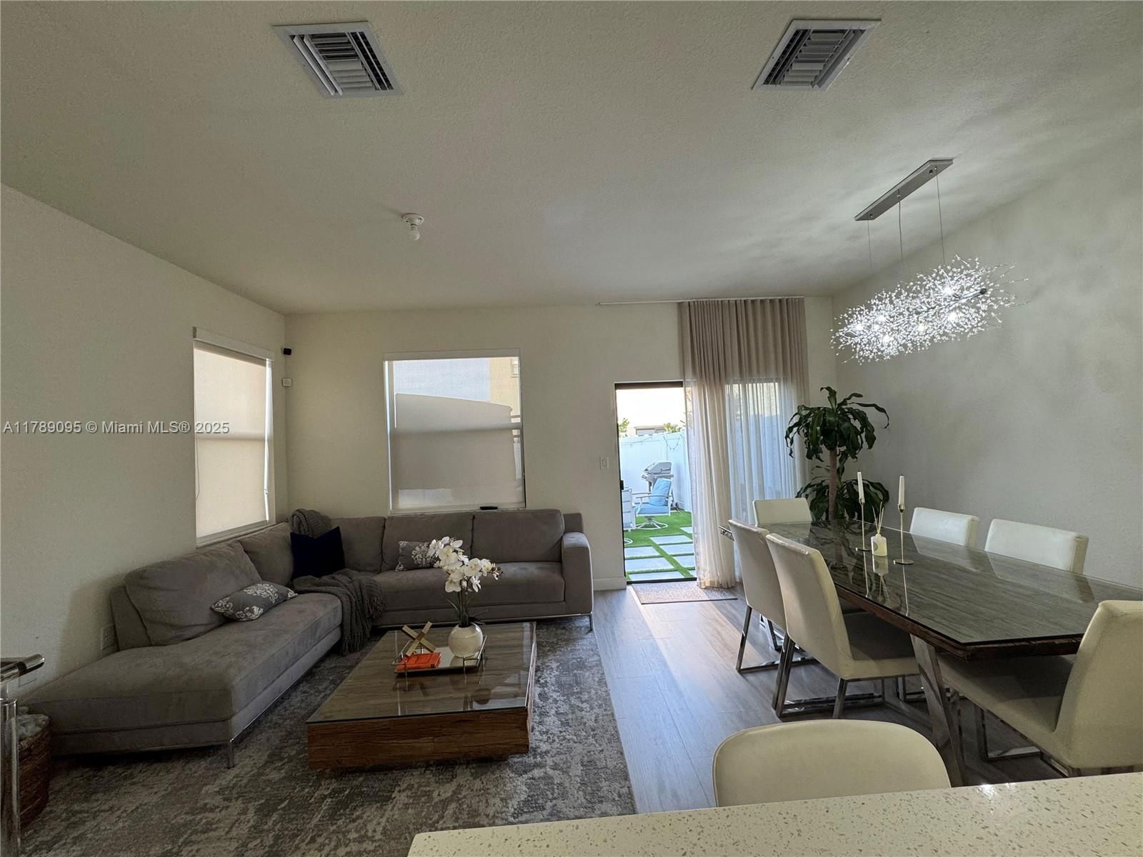 Real estate property located at 11449 34th Ln, Miami-dade, Aquabella North, Hialeah, FL