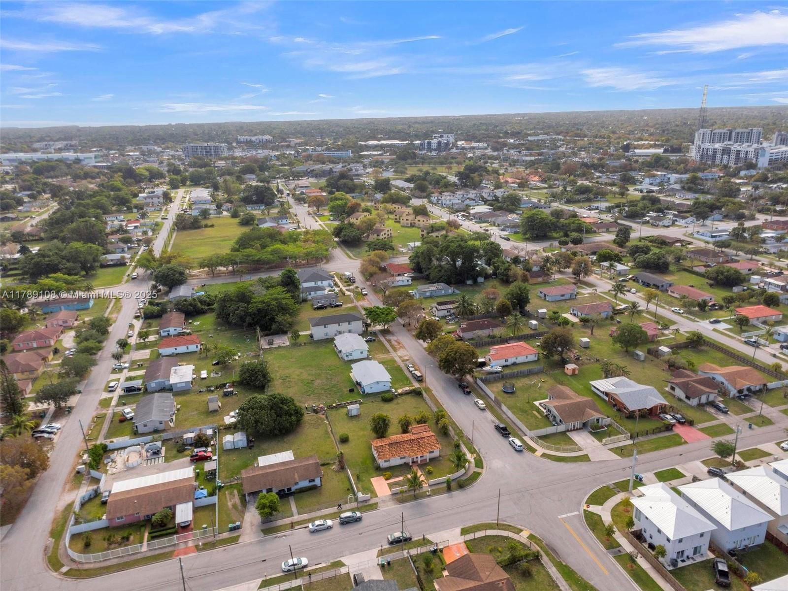Real estate property located at 17855 105th Ave, Miami-dade, Perrine Gardens Sub No 3, Miami, FL