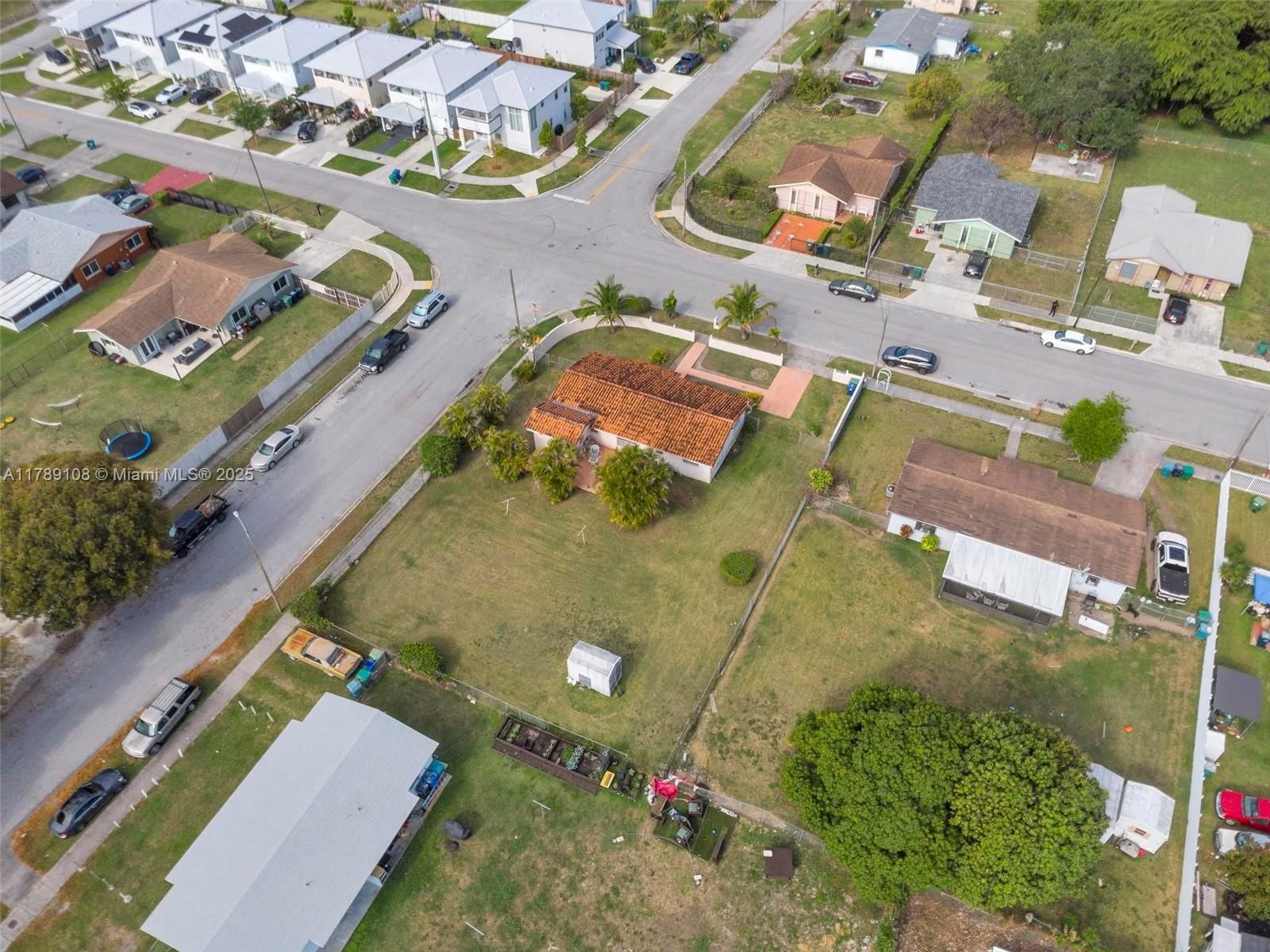 Real estate property located at 17855 105th Ave, Miami-dade, Perrine Gardens Sub No 3, Miami, FL