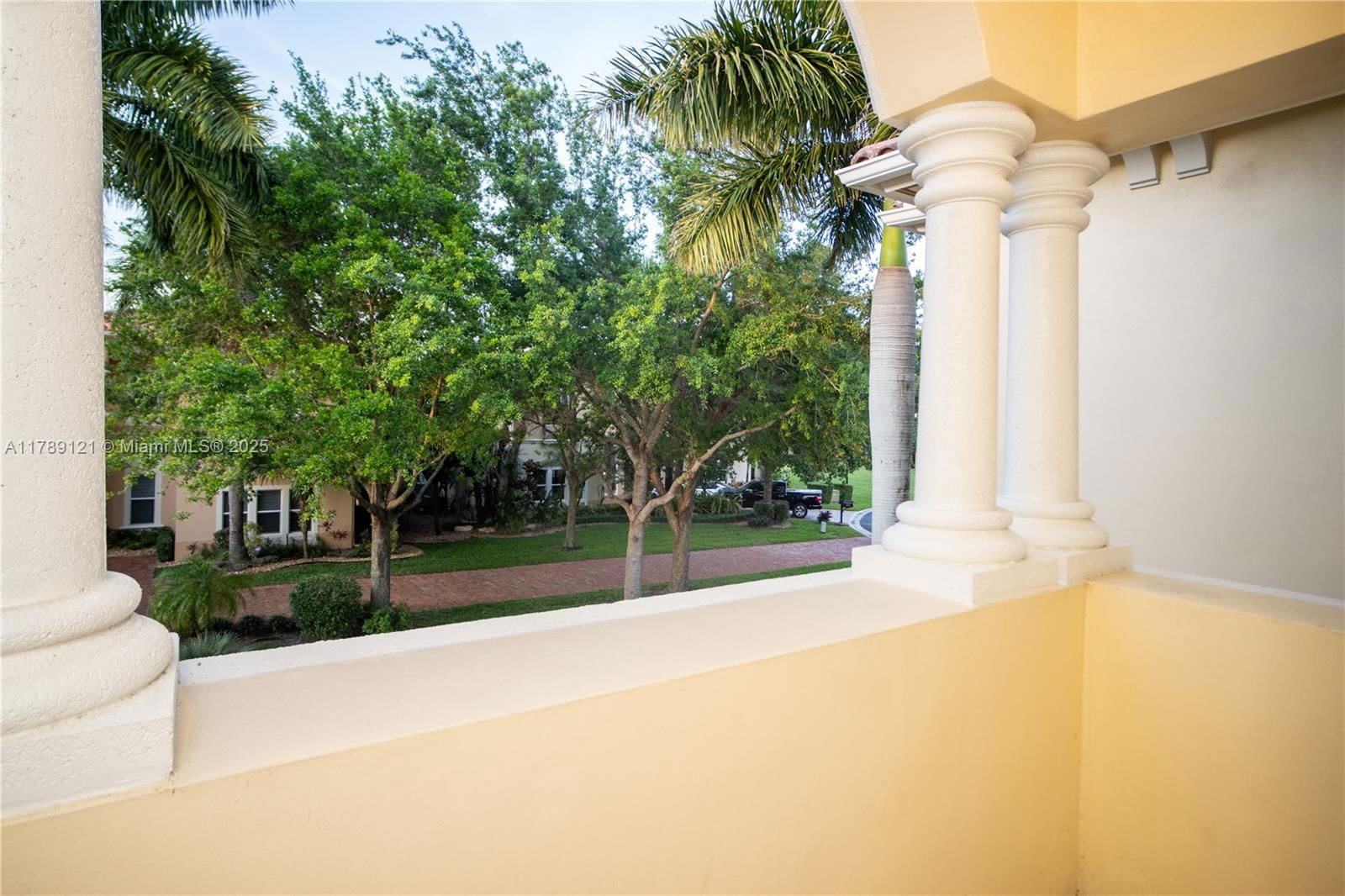 Real estate property located at 4662 Saxon Rd, Broward, Odonnell Farms Plat No 1, Coconut Creek, FL