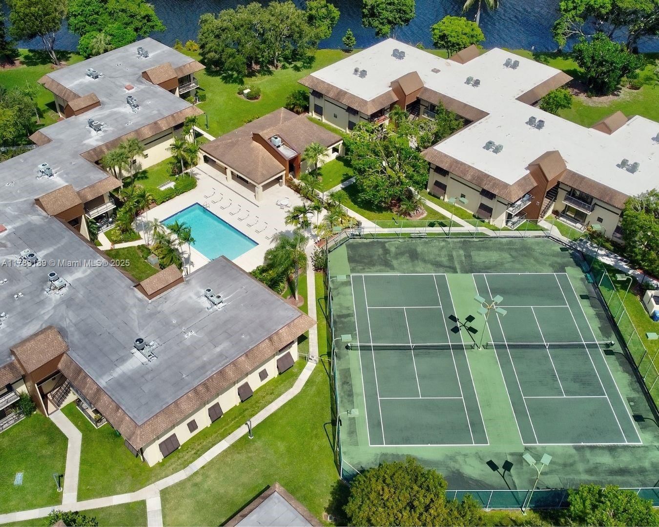 Real estate property located at 7905 86th St #626, Miami-dade, Kings Creek West Condo Bl, Miami, FL