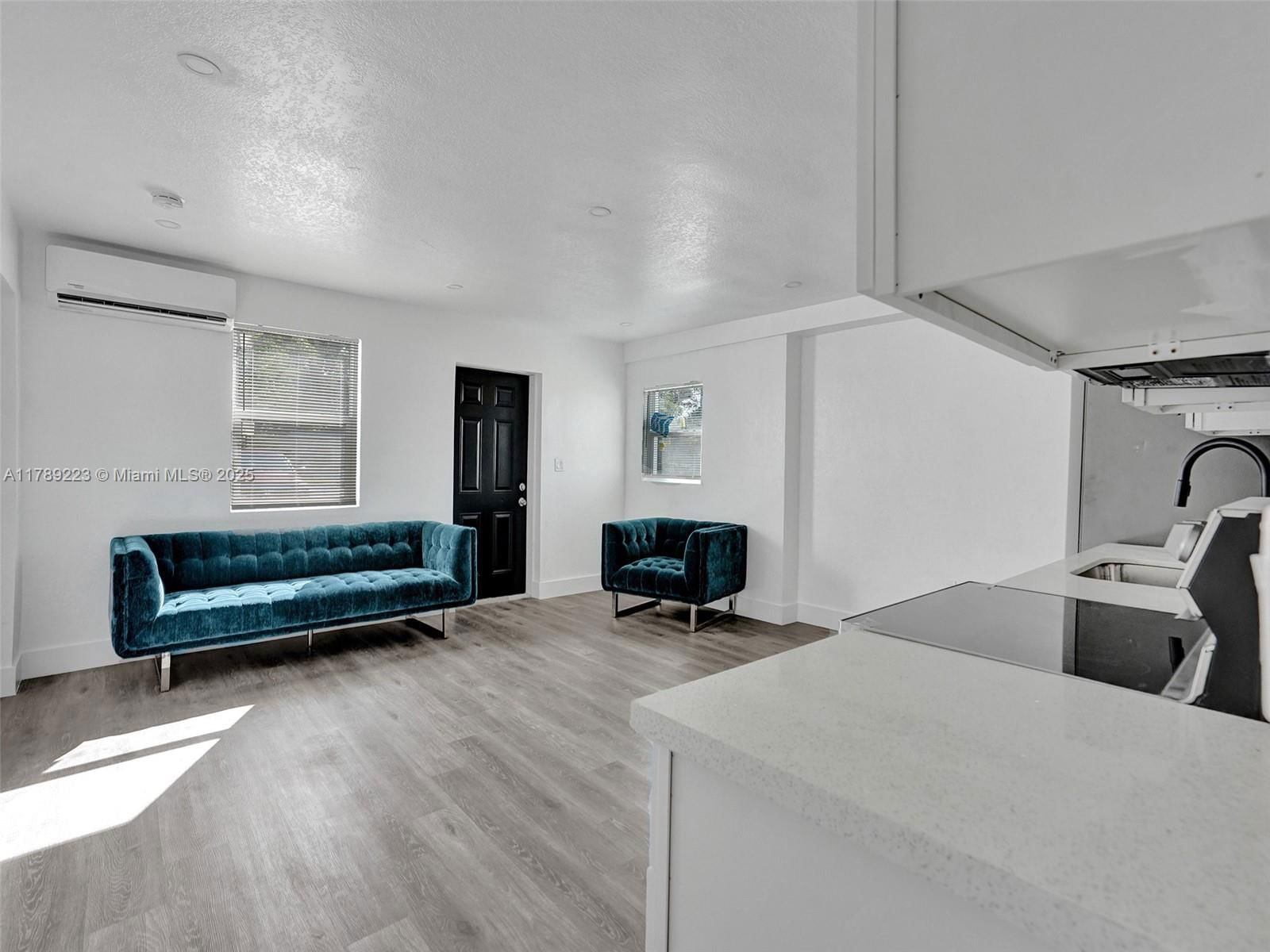 Real estate property located at 6147 40th St, Broward, Sun Land Park, Miramar, FL