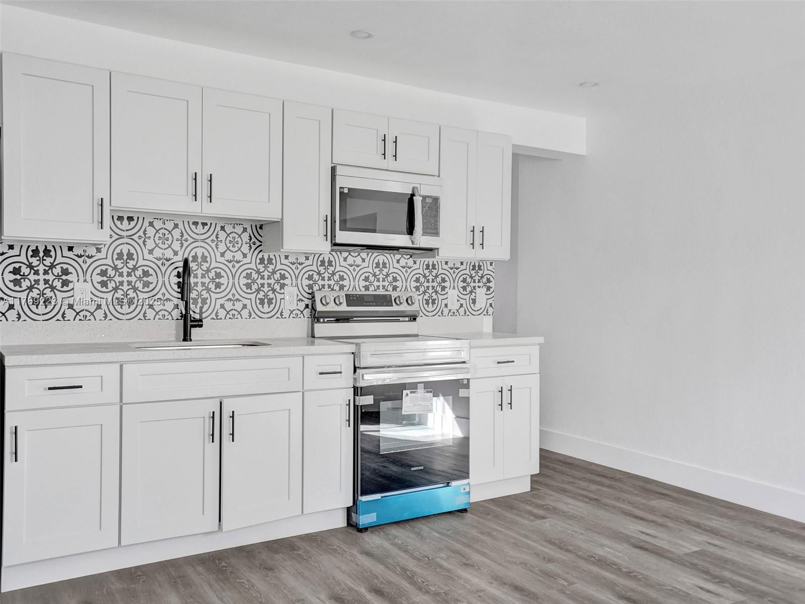 Real estate property located at 6147 40th St, Broward, Sun Land Park, Miramar, FL