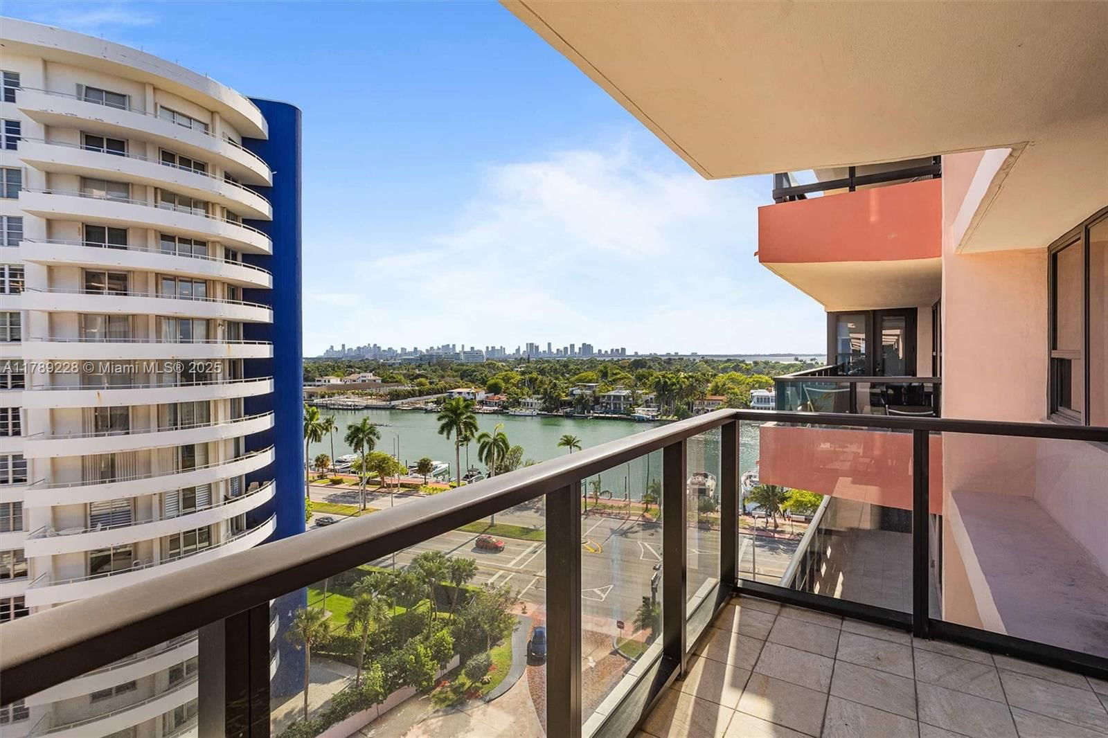 Real estate property located at 5225 Collins Ave #1117, Miami-dade, The Alexander Condo, Miami Beach, FL