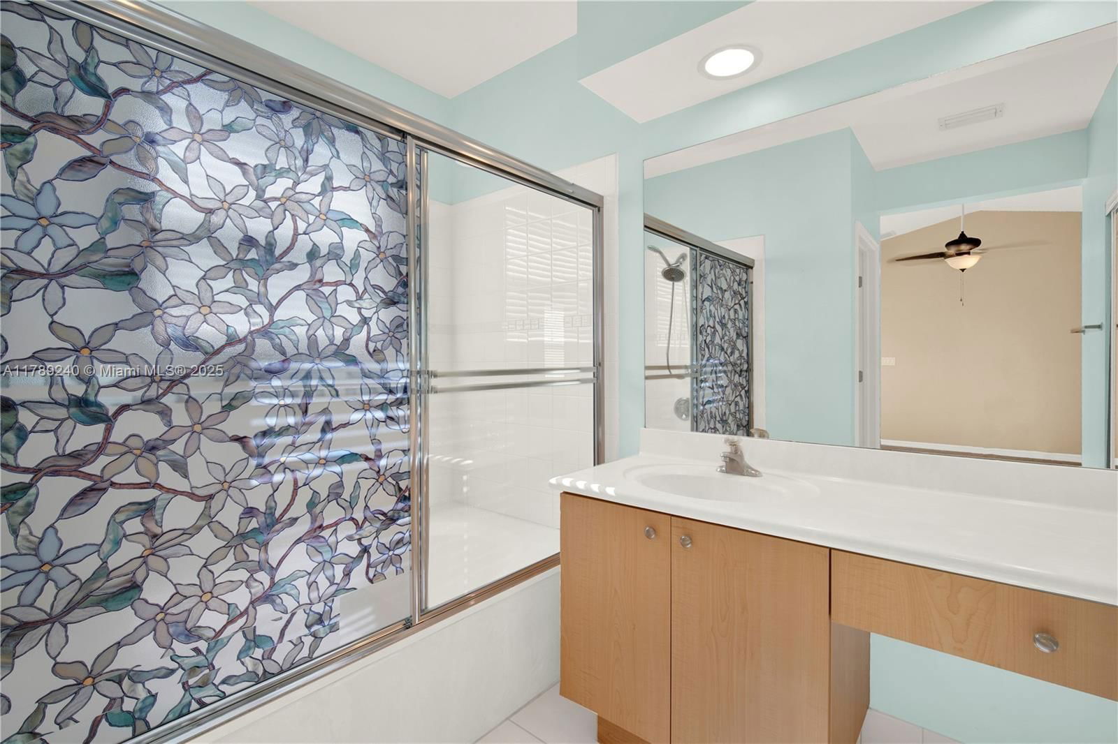 Real estate property located at 1979 13th St, Miami-dade, Shores At Keys Gate, Homestead, FL